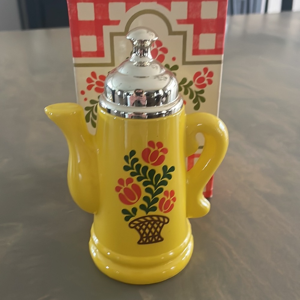 Vintage Antique Avon Bottle  in Original Box!